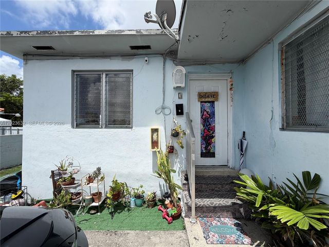 130 NW 16th Avenue, Miami, FL 33125