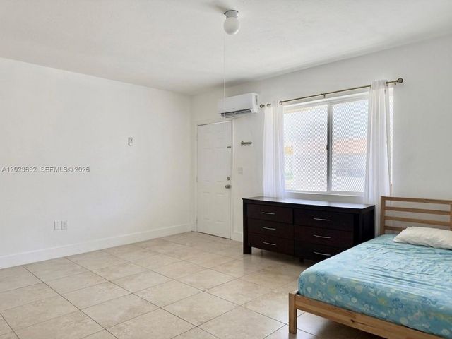 130 NW 16th Avenue, Miami, FL 33125