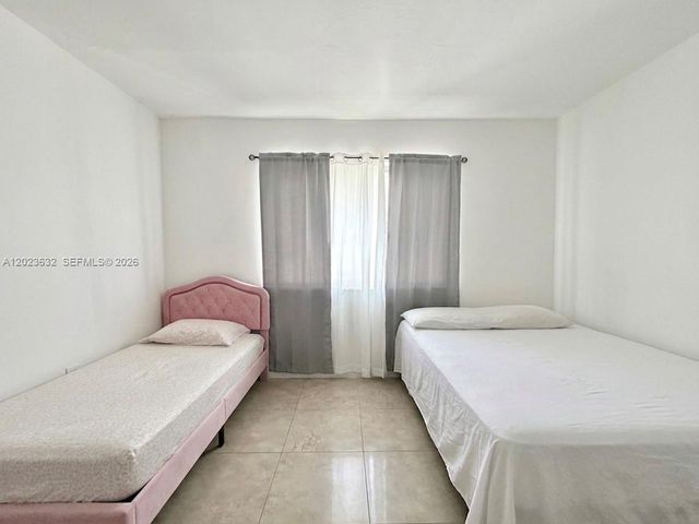 130 NW 16th Avenue, Miami, FL 33125