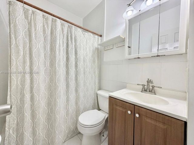 130 NW 16th Avenue, Miami, FL 33125