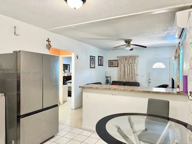 130 NW 16th Avenue, Miami, FL 33125
