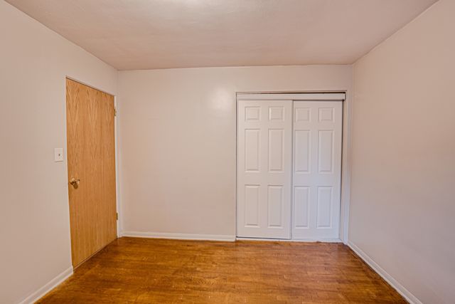 1127 Santa Rosa Avenue, Wheaton, IL 60187