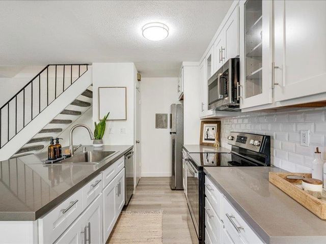 4475 Diamond Street 3, Capitola, CA 95010