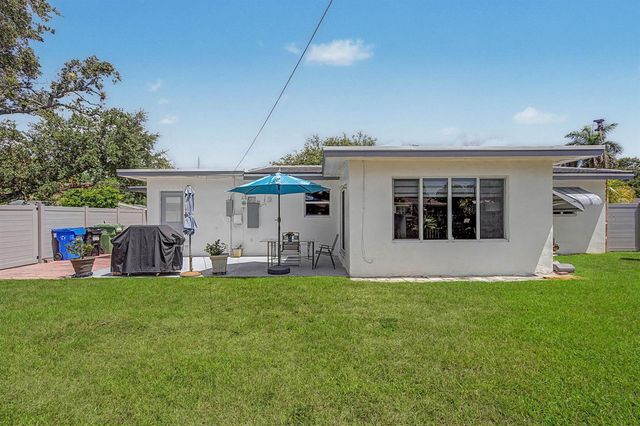 2740 SW 16th Street, Fort Lauderdale, FL 33312