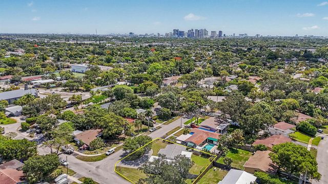 2740 SW 16th Street, Fort Lauderdale, FL 33312