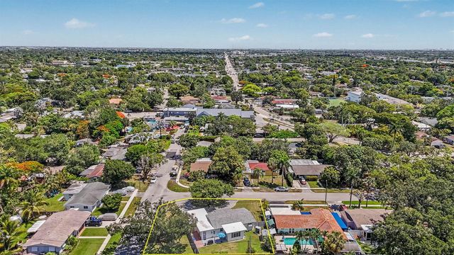 2740 SW 16th Street, Fort Lauderdale, FL 33312