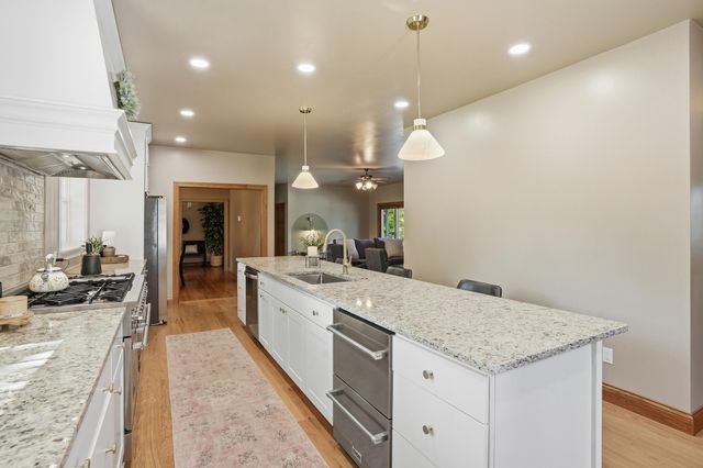 3154 Thornhill Drive, Valparaiso, IN 46385