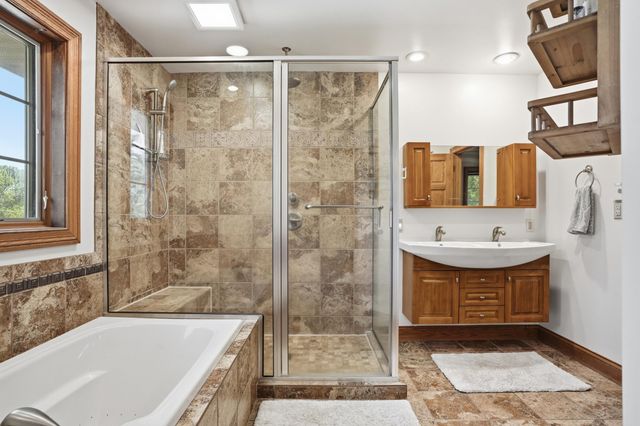 3154 Thornhill Drive, Valparaiso, IN 46385