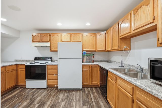 3154 Thornhill Drive, Valparaiso, IN 46385