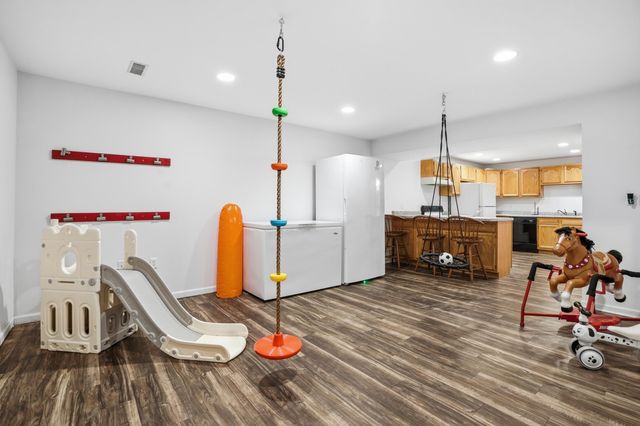 3154 Thornhill Drive, Valparaiso, IN 46385