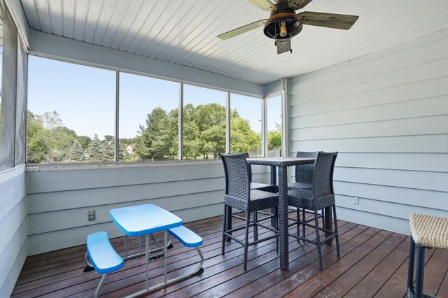 3154 Thornhill Drive, Valparaiso, IN 46385