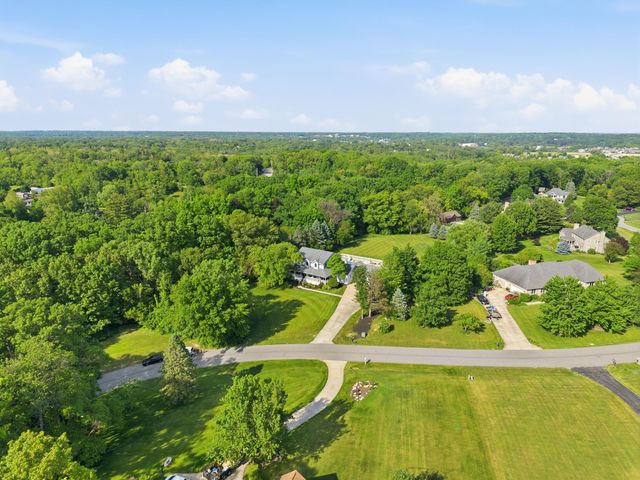 3154 Thornhill Drive, Valparaiso, IN 46385