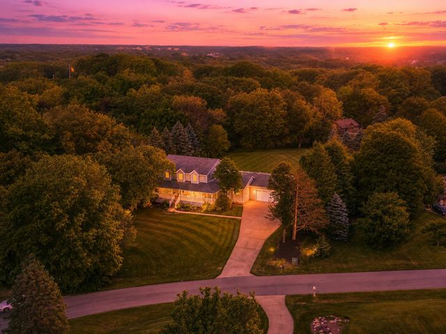 3154 Thornhill Drive, Valparaiso, IN 46385