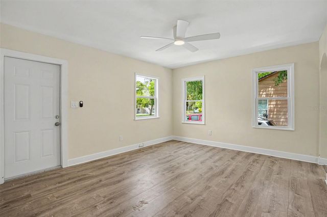 850 18TH AVENUE S, St Petersburg, FL 33705