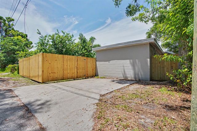850 18TH AVENUE S, St Petersburg, FL 33705