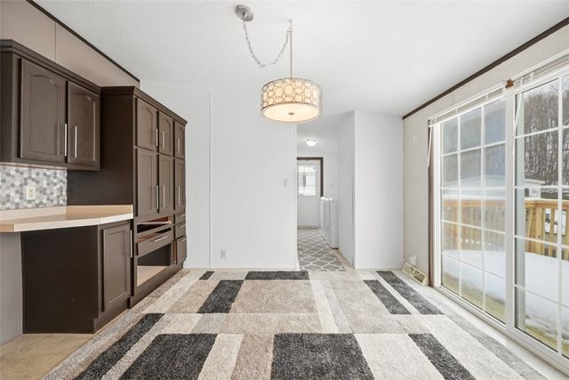 900 Birch Dr, Cranberry Twp, PA 16066