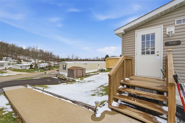 900 Birch Dr, Cranberry Twp, PA 16066