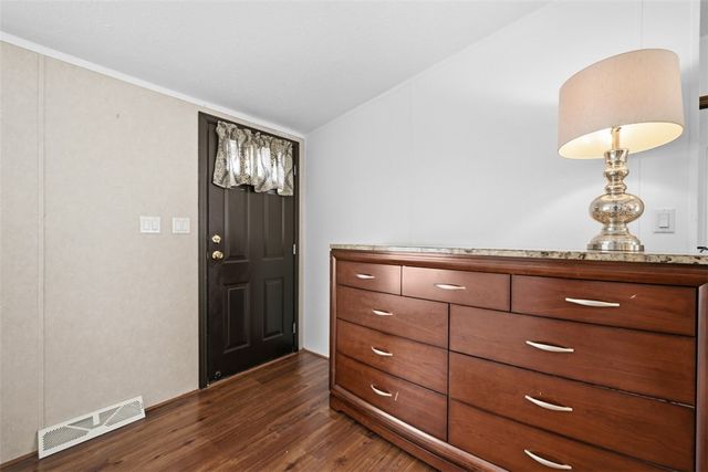 900 Birch Dr, Cranberry Twp, PA 16066