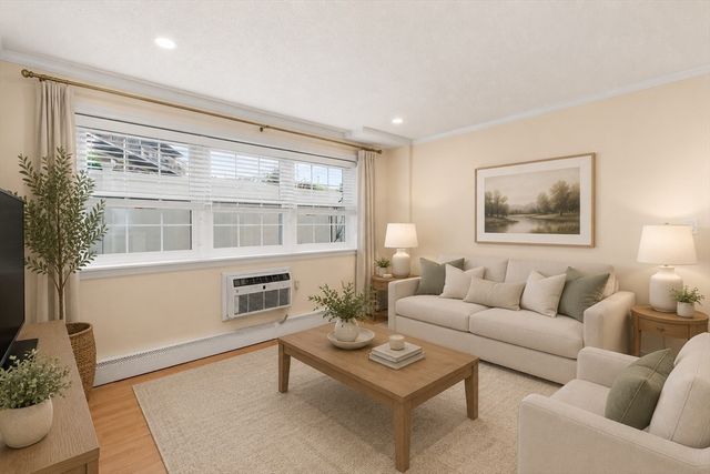 5 Cass St 2, Boston, MA 02132