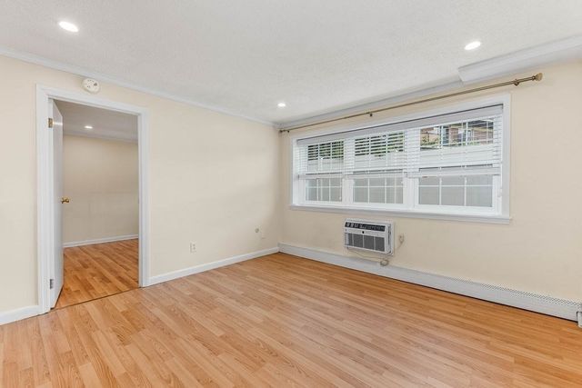 5 Cass St 2, Boston, MA 02132