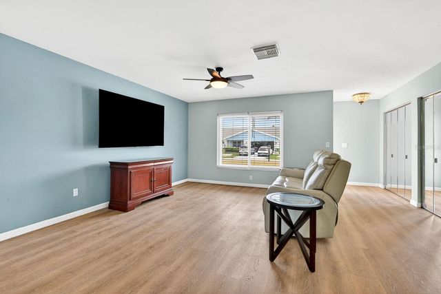 1612 BENTWOOD DRIVE, Sun City Center, FL 33573