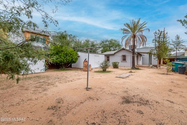 549 S Santa Rita Avenue, Tucson, AZ 85719