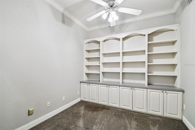 6105 S ELKINS AVENUE, Tampa, FL 33611