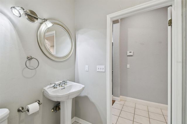 6105 S ELKINS AVENUE, Tampa, FL 33611