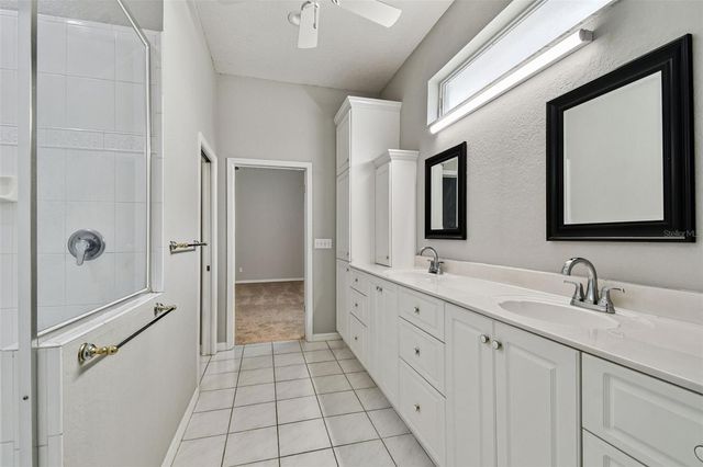 6105 S ELKINS AVENUE, Tampa, FL 33611