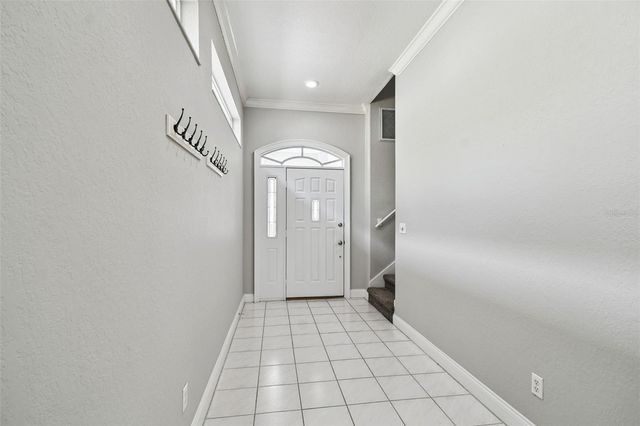 6105 S ELKINS AVENUE, Tampa, FL 33611