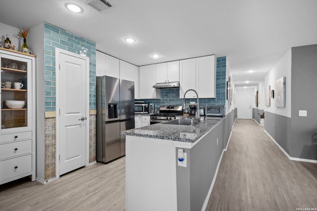 583 Lew Pass, San Antonio, TX 78221