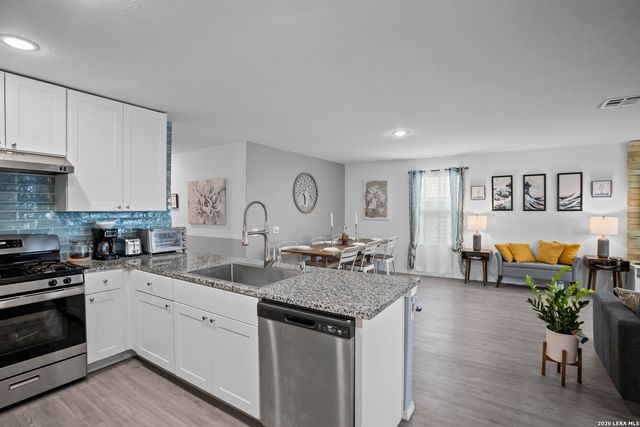 583 Lew Pass, San Antonio, TX 78221