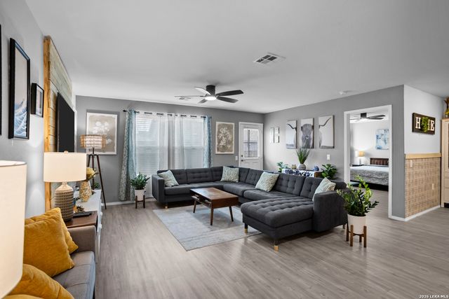 583 Lew Pass, San Antonio, TX 78221