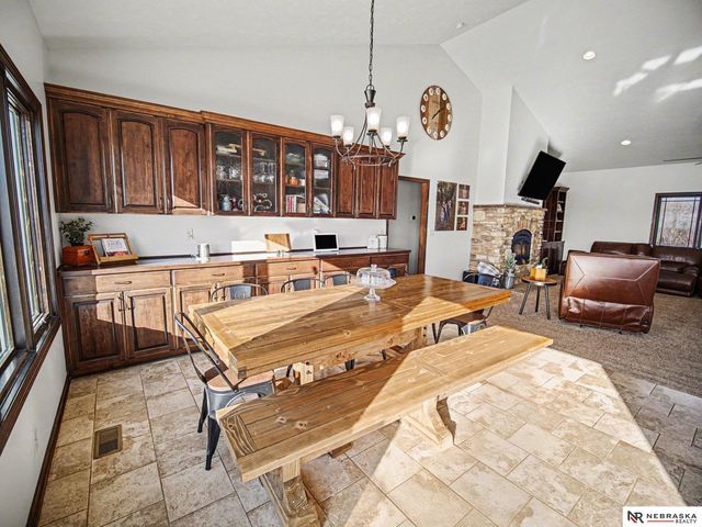 3801 Oakview Boulevard, Raymond, NE 68428