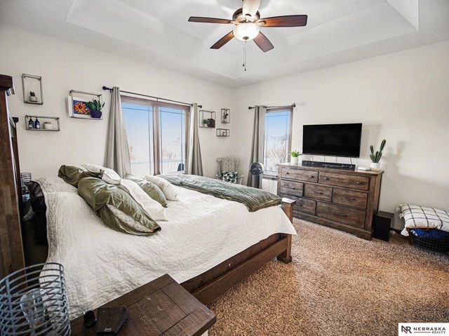 3801 Oakview Boulevard, Raymond, NE 68428