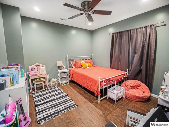 3801 Oakview Boulevard, Raymond, NE 68428