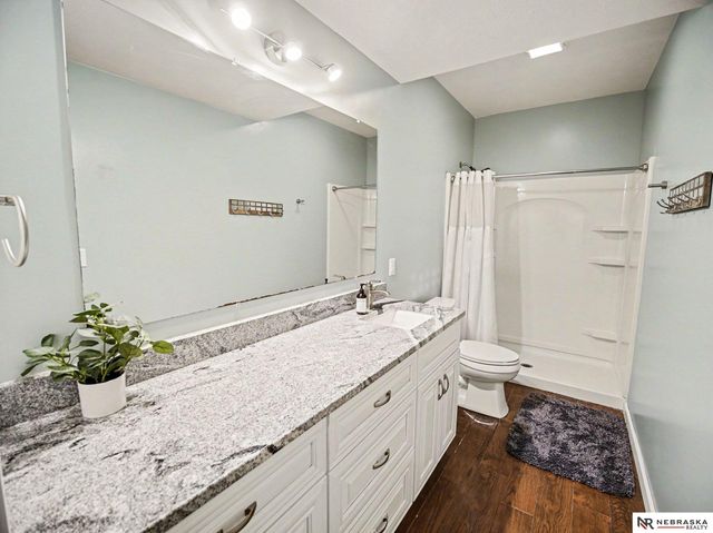 3801 Oakview Boulevard, Raymond, NE 68428