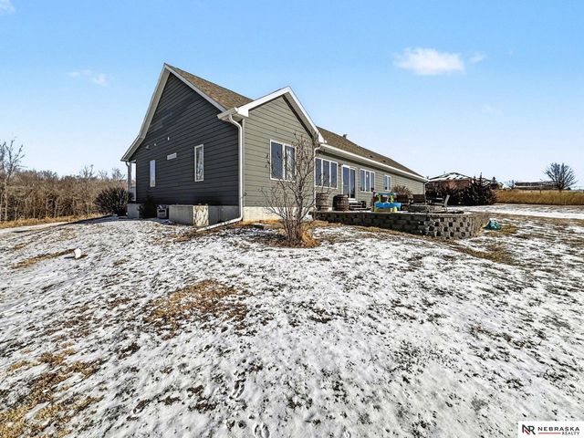 3801 Oakview Boulevard, Raymond, NE 68428