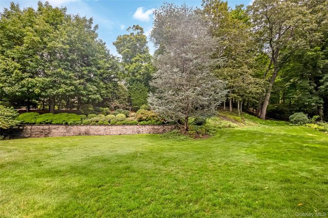230 Woodbine Avenue, Northport, NY 11768