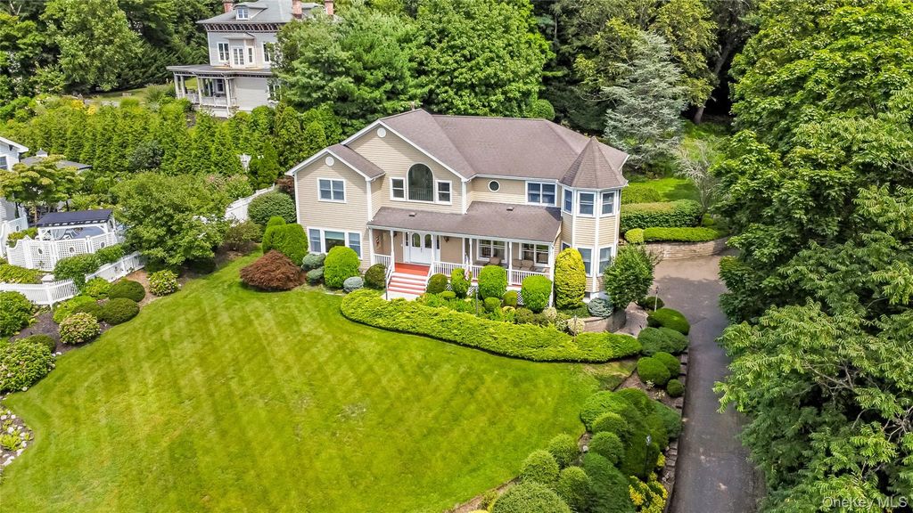 230 Woodbine Avenue, Northport, NY 11768 — photo 5