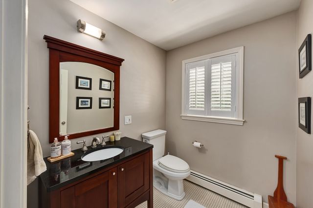 19 Appleton Ln, Boxford, MA 01921