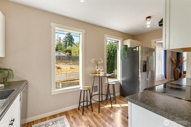 451 Tracy Avenue N, Port Orchard, WA 98366