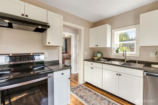 451 Tracy Avenue N, Port Orchard, WA 98366