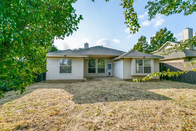 2408 Graystone Lane, Corinth, TX 76210