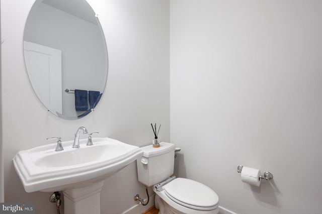 5509 VALMARANA WAY, Alexandria, VA 22312