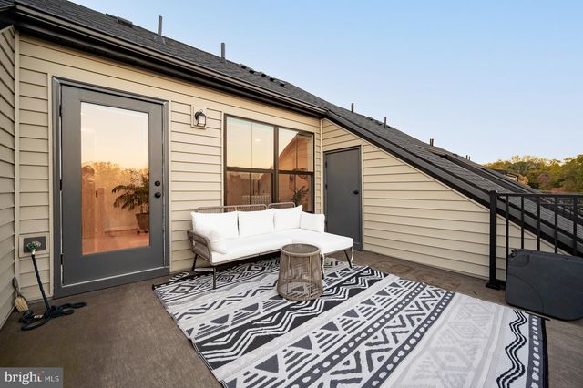 5509 VALMARANA WAY, Alexandria, VA 22312