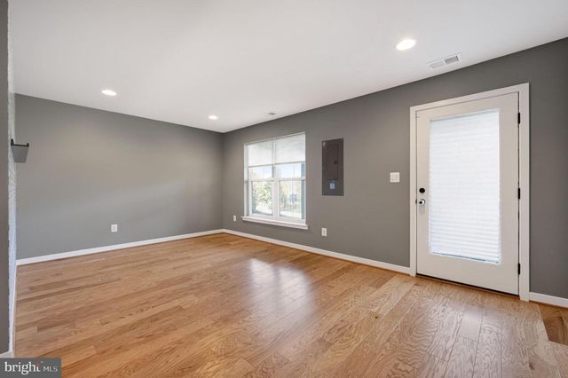 5509 VALMARANA WAY, Alexandria, VA 22312