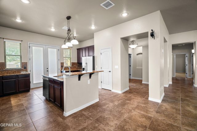 1250 Franklin Raven Place, El Paso, TX 79912