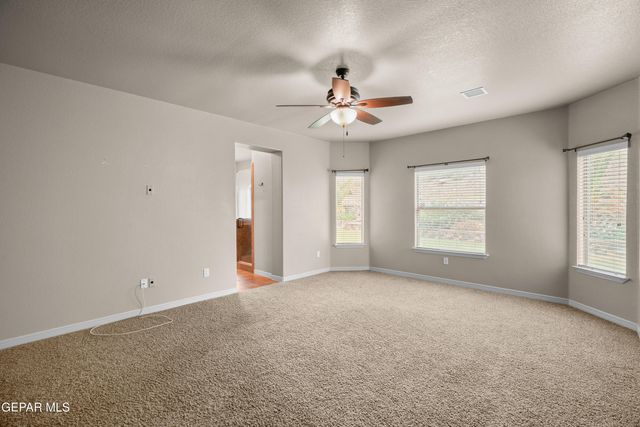 1250 Franklin Raven Place, El Paso, TX 79912