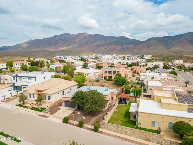 1250 Franklin Raven Place, El Paso, TX 79912